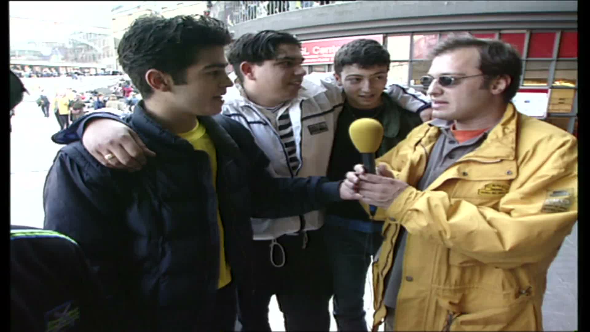 ΑΚΟΥΝΑ ΜΑΤΑΤΑ 2_3
