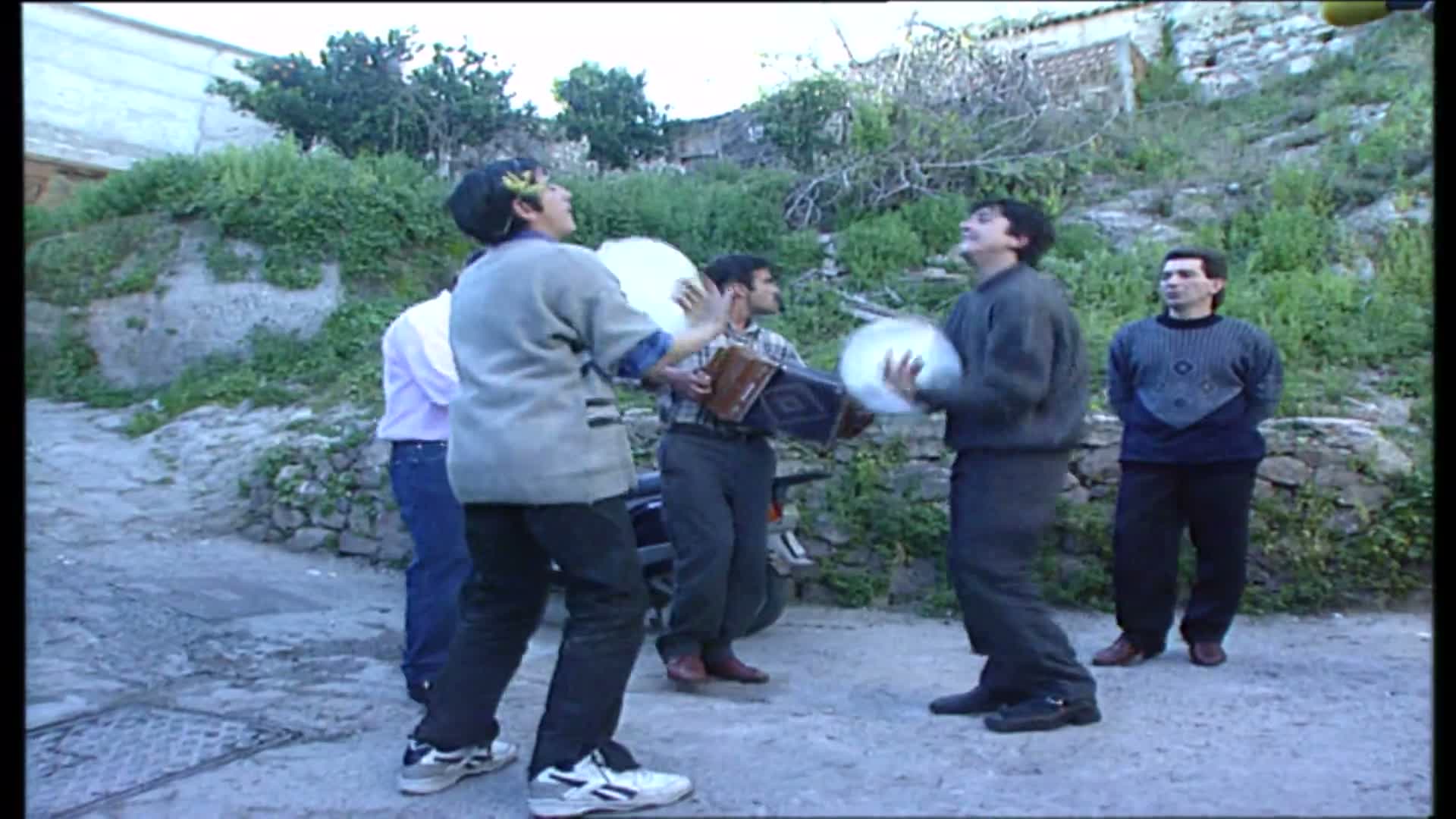 ΑΚΟΥΝΑ ΜΑΤΑΤΑ 3_3
